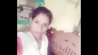Indian desi school girl showings their way starkers body