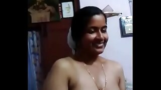 VID-20151218-PV0001-Kerala Thiruvananthapuram (IK) Malayalam 42 yrs old seconded beautiful, hot and sexy housewife aunty bathing with her 46 yrs old seconded husband sex porn video